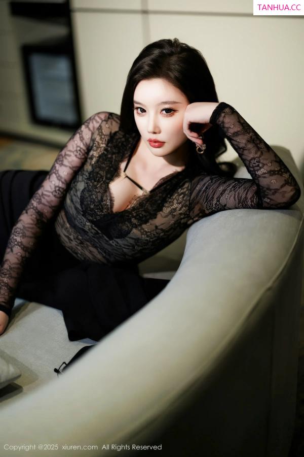   [XiuRen]高清写真图 2025.11.26 No.11035 CHENCHEN. 情趣内衣第17张图片
